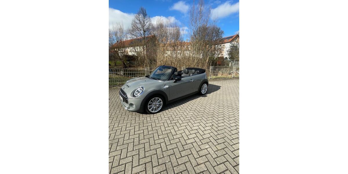 Mini Cooper S Cabrio 60.000 km 19.999 &euro; Mannheim 68259
