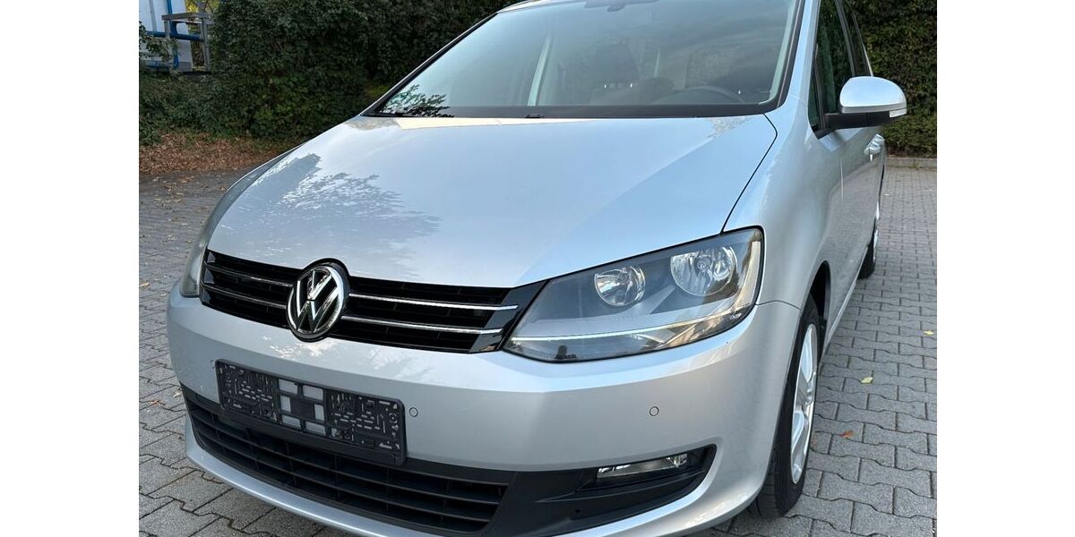 VW Sharan 104.800 km 9.300 &euro; Bensheim 64625