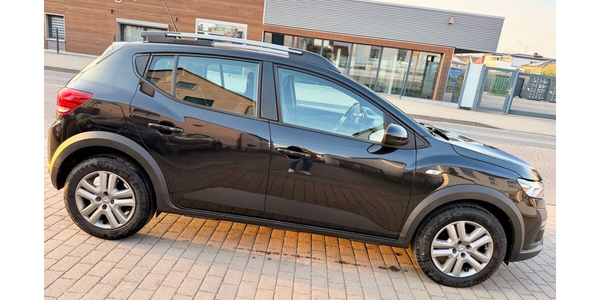 Dacia Sandero 110.000 km 9.490 &euro; Worms 67551