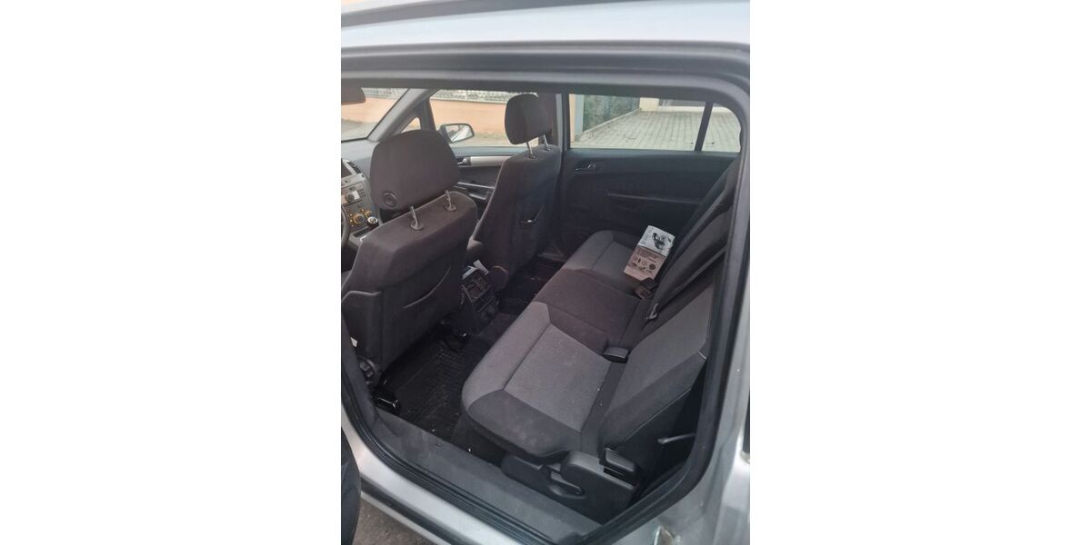 Opel Zafira 201.000 km 1.850 &euro; Alzey 55232