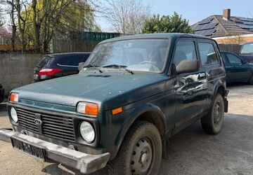 Lada Niva 111.300 km 1.600 &euro; Gernsheim 64579