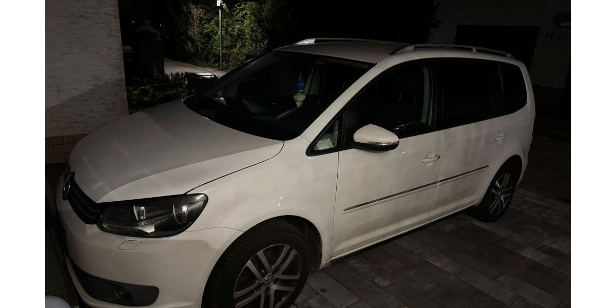 VW Touran 199.320 km 5.900 &euro; Ludwigshafen 67069
