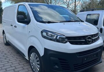 Opel Vivaro 104.800 km 14.490 &euro; Frankenthal/Studernheim 67227
