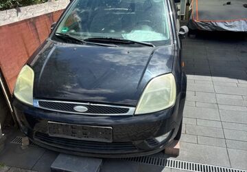 Ford Fiesta 150.800 km 1.390 &euro; Worms 67551