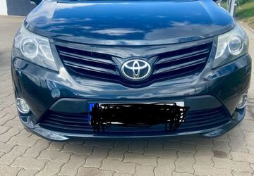 Toyota Avensis 213.500 km 7.450 &euro; Alzey 55232