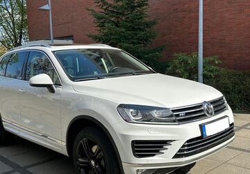 VW Touareg 109.000 km 24.900 &euro; Bensheim 64625
