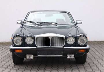 Jaguar Daimler 103.476 km 39.999 &euro; Heppenheim 64646