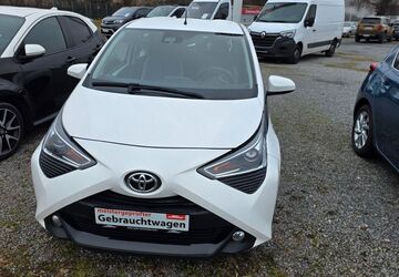Toyota Aygo (X) 43.300 km 11.890 &euro; Bensheim 64625