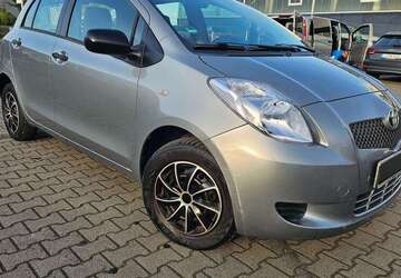 Toyota Yaris 147.000 km 2.999 &euro; Ludwigshafen 67071