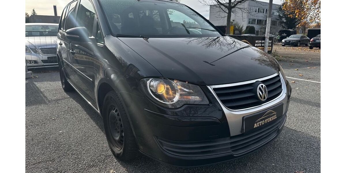 VW Touran 304.000 km 1.790 &euro; Heppenheim 64646