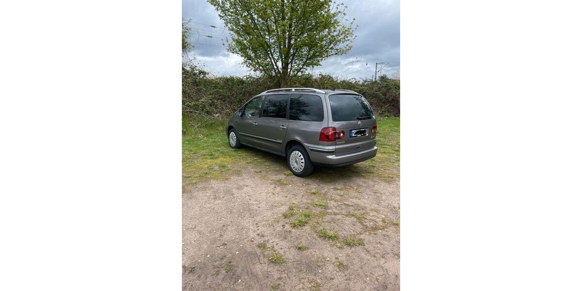 VW Sharan 290.500 km 5.700 &euro; Mannheim 68169