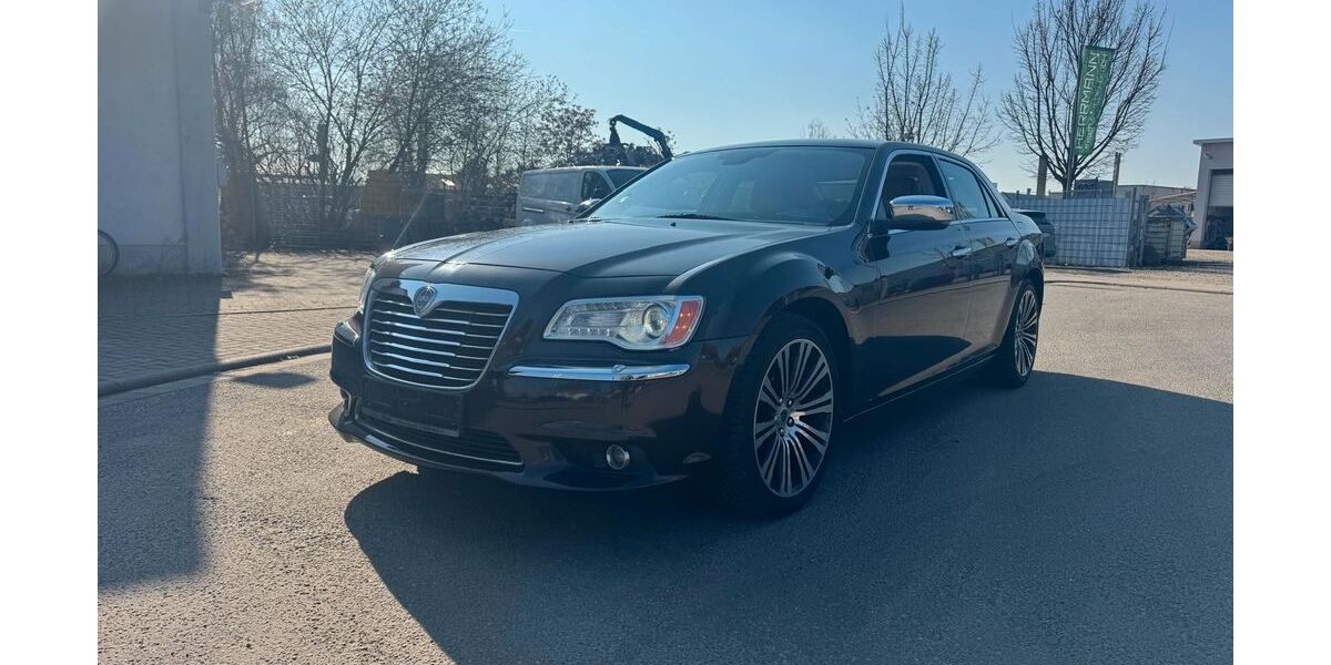 Lancia Thema 99.990 km 13.900 &euro; Worms 67547