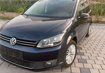 VW Touran 186.400 km 9.250 &euro; Worms 67550