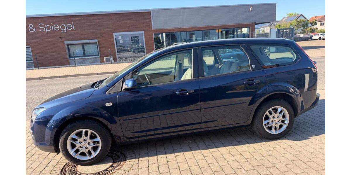 Ford Focus 119.000 km 3.000 &euro; Worms 67551