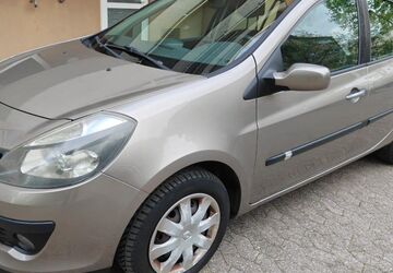 Renault Clio 150.000 km 2.990 &euro; Ludwigshafen am Rhein 67071
