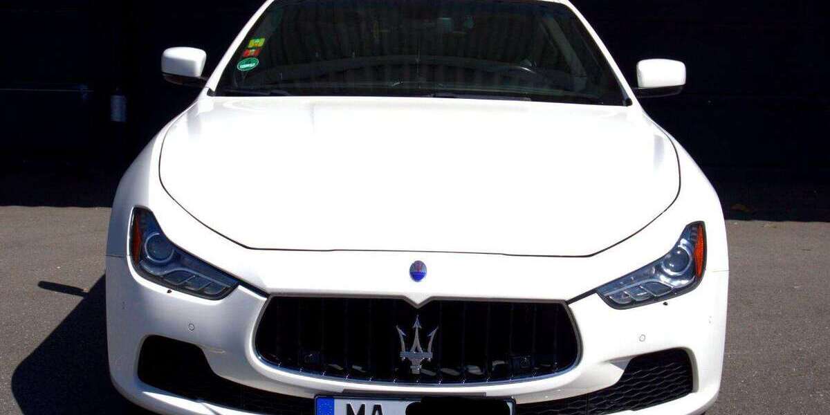 Maserati Ghibli 98.796 km 32.500 &euro; Mannheim 68219