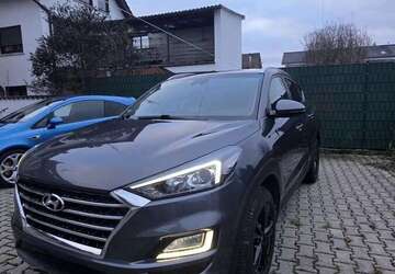 Hyundai TUCSON 160.000 km 15.500 &euro; Bürstadt 68642