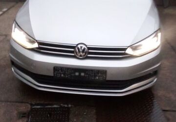 VW Touran 198.000 km 13.950 &euro; Pfungstadt 64329