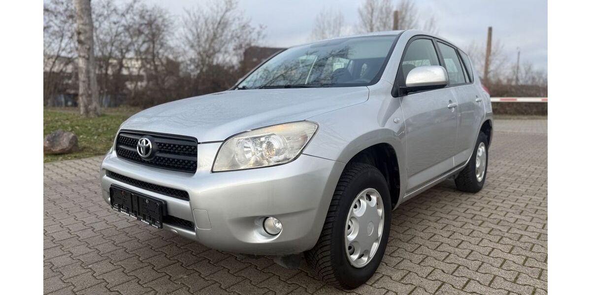 Toyota RAV 4 91.400 km 8.999 &euro; Mannheim 68169