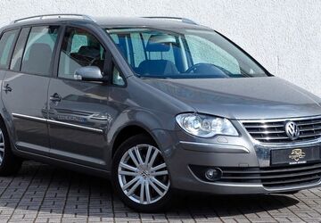 VW Touran 105.690 km 9.490 &euro; Bensheim 64625