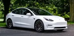 Tesla Model 3 95.000 km 26.500 &euro; Biblis 68647