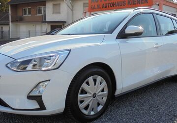 Ford Focus 66.000 km 11.990 &euro; Ladenburg 68526