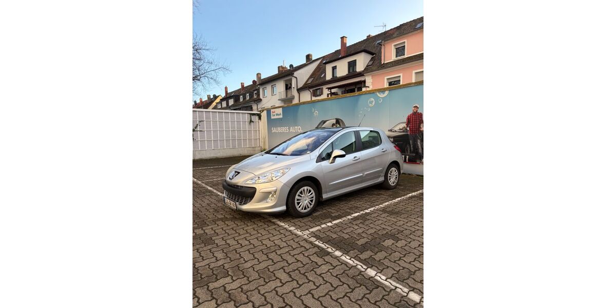 Peugeot 308 130.000 km 2.990 &euro; Ludwigshafen 67069