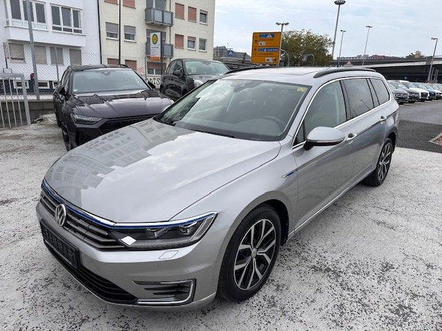 VW Passat Variant 92.000 km 16.500 &euro; Mannheim 68159