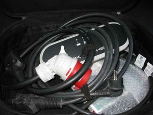 Porsche Cayenne Plug-In-Hybrid dt.Fzg.Top Ausst. 123.000 km 53.999 &euro; Biebesheim 64584