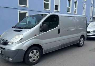 Opel Vivaro 121.000 km 9.900 &euro; Mannheim 68305
