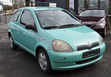 Toyota Yaris 83.800 km 3.690 &euro; Mannheim 68305