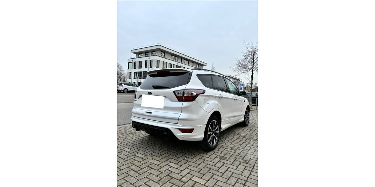 Ford Kuga 112.000 km 14.500 &euro; Bobenheim-Roxheim 67240