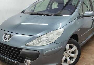 Peugeot 307 205.984 km 2.499 &euro; Bickenbach 64404
