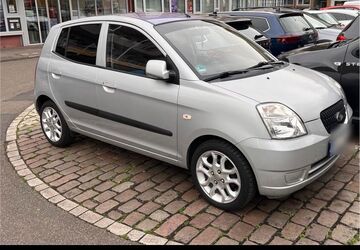 Kia Picanto 171.000 km 2.000 &euro; Worms 67547