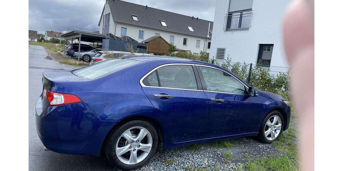 Honda Accord 208.825 km 7.000 &euro; Griesheim 64347