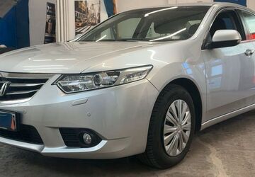 Honda Accord 112.000 km 11.999 &euro; Biebesheim 64584