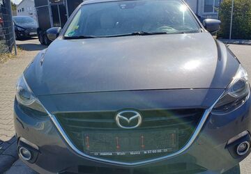 Mazda 3 121.947 km 9.999 &euro; Bickenbach 64404