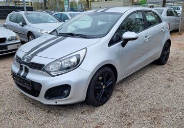 Kia Rio 159.000 km 4.350 &euro; Mannheim 68199