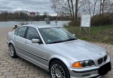 BMW 320 267.000 km 2.000 &euro; Stockstadt 64589