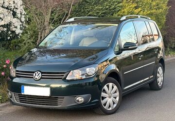 VW Touran 197.500 km 9.900 &euro; Wachenheim a. d. Weinstraße 67157