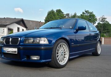BMW 323 208.000 km 9.950 &euro; Mannheim 68259