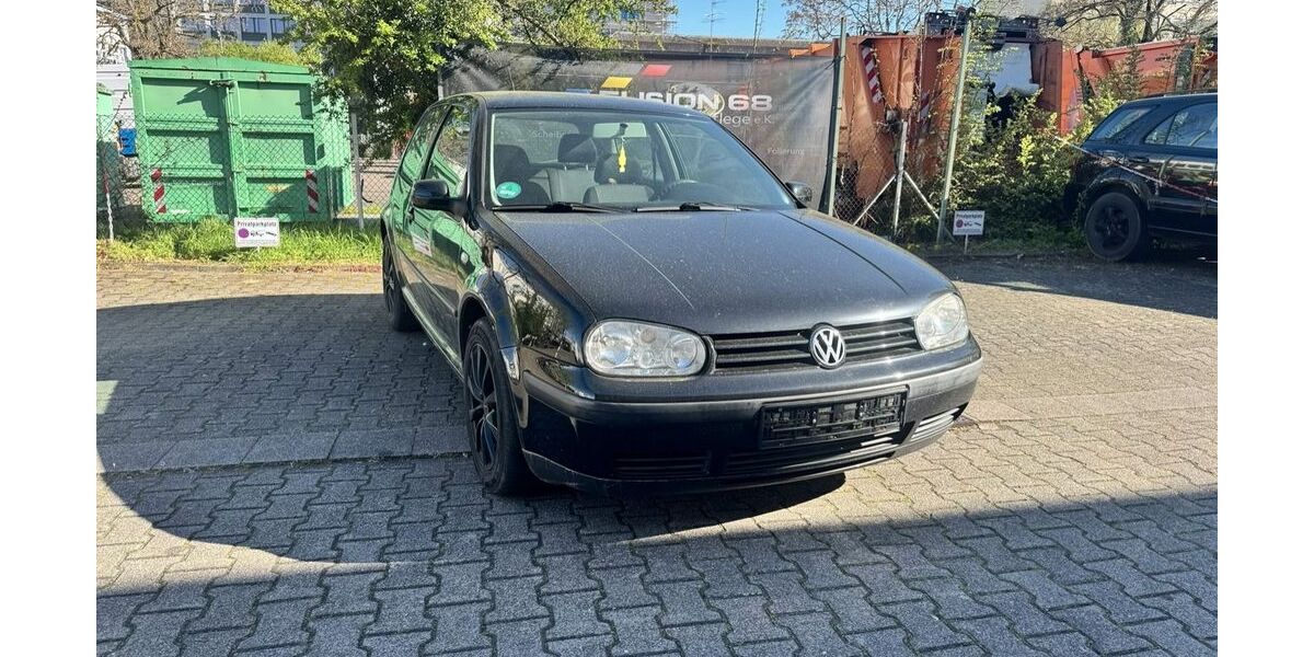 VW Golf 145.000 km 2.950 &euro; Mannheim 68161