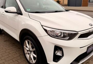 Kia Stonic 139.900 km 10.490 &euro; Worms 67551