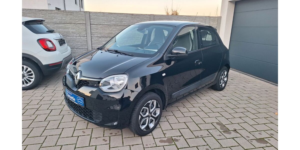 Renault Twingo 74.800 km 8.190 &euro; Mannheim 68307
