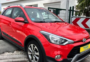Hyundai i20 92.000 km 12.900 &euro; Mannheim 68199