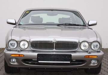 Jaguar Daimler 83.500 km 44.999 &euro; Heppenheim 64646