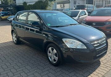 Kia ceed / Ceed 197.000 km 1.999 &euro; Worms 67547