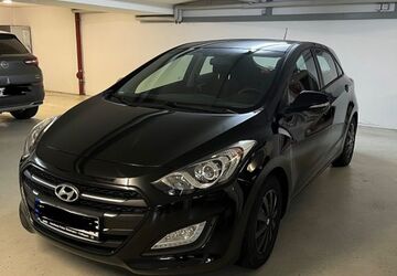 Hyundai i30 156.000 km 6.500 &euro; Mannheim 68159