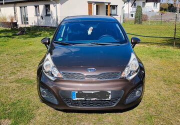 Kia Rio 87.000 km 6.500 &euro; Böhl-Iggelheim 67459
