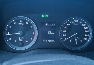 Hyundai TUCSON 129.000 km 11.499 &euro; Bürstadt 68642